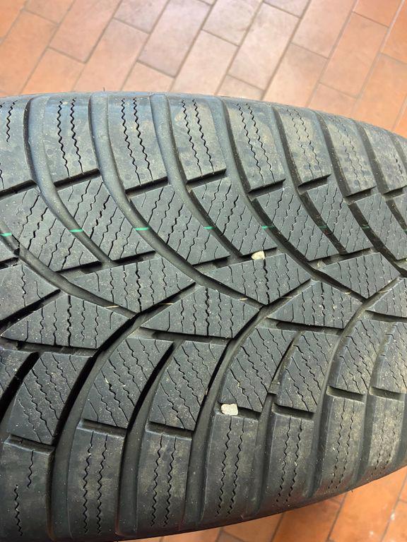 Volkswagen T5 Multivan 2,0tdi 103kw - foto 4