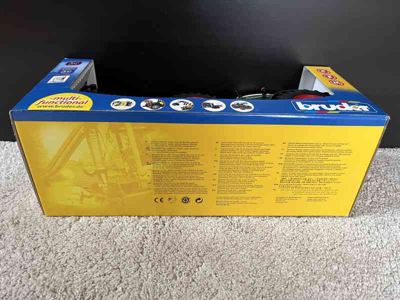 Bruder traktor Fendt 936 Vario + čelní nakladač - foto 6