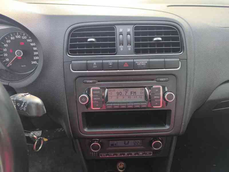 Volkswagen Polo 1.2 HTP Highline - foto 5