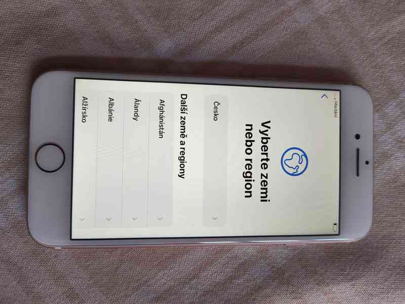 Mobilní dotykový telefon iPhone 7 32GB růžový - foto 3