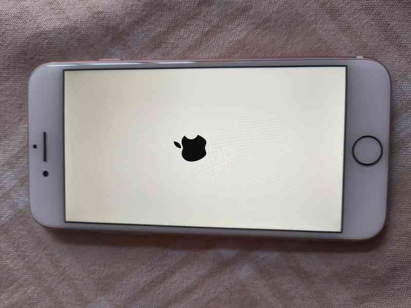 Mobilní dotykový telefon iPhone 7 32GB růžový - foto 2