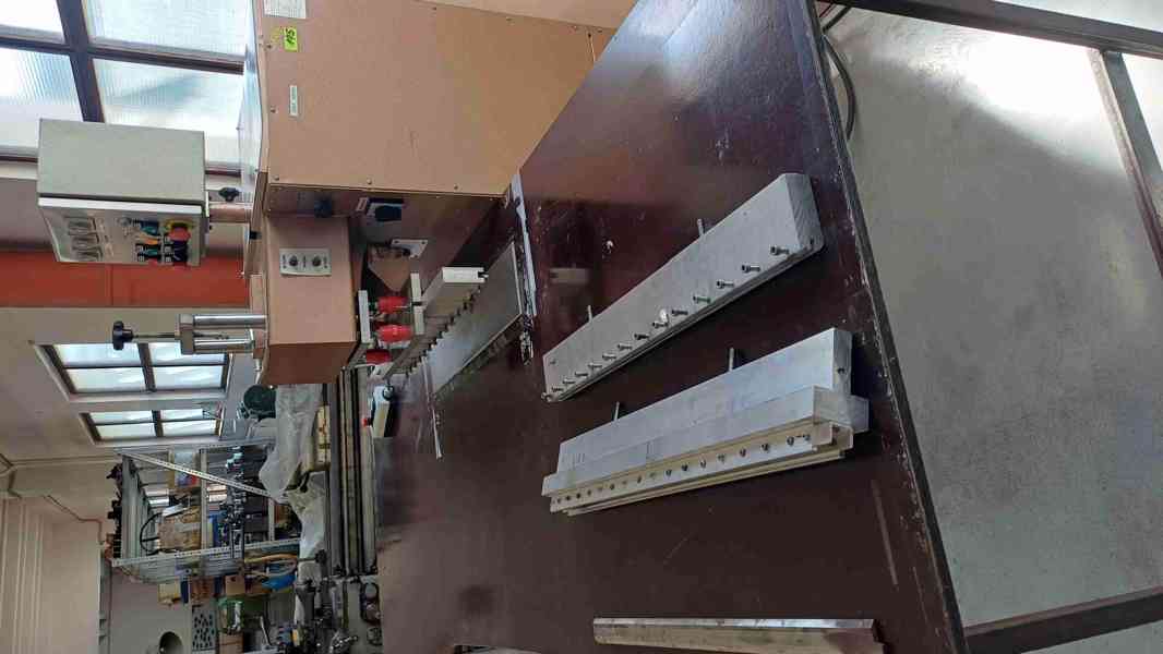 Použitá svářečka na plasty ELKON HF - 5000, r. v. 2006 - foto 3