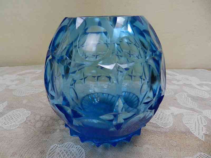 Luxusní stará masivní broušená Váza barva modrá Čechy - foto 3