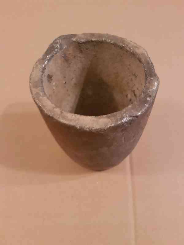 Žáruvzdorný grafitový kelímek, tyglík 1 - foto 2