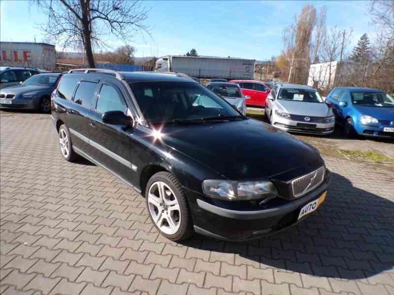 Volvo V70 2,5 TDI TAŽNÉ ZAŘÍZENÍ - foto 1