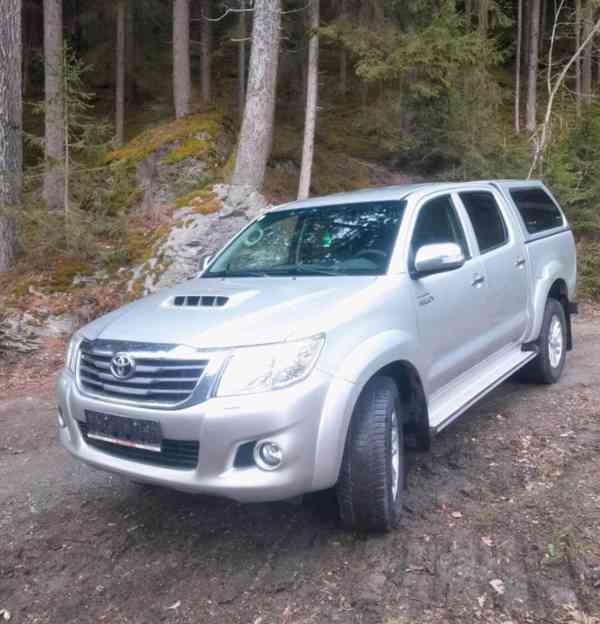 Toyota Hilux 3.0 D-4D 126kw - foto 11