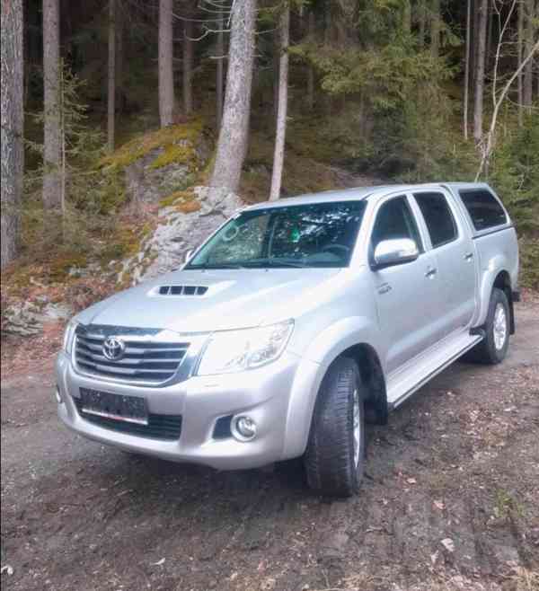 Toyota Hilux 3.0 D-4D 126kw - foto 10
