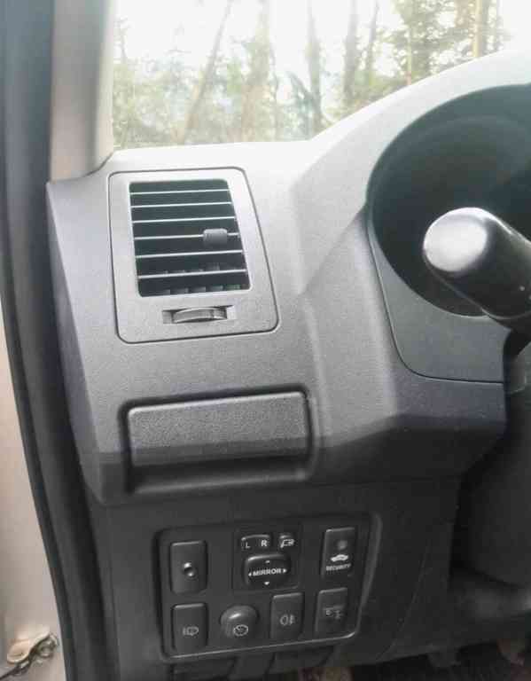 Toyota Hilux 3.0 D-4D 126kw - foto 8