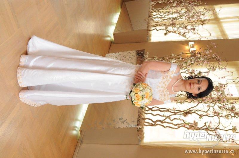 svatební šaty, vel. 36, výška 160-170 cm - foto 1