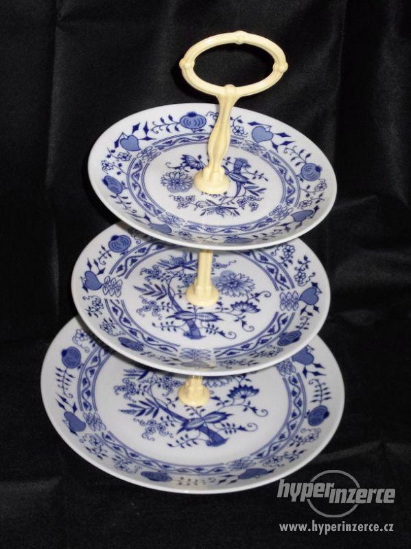 porcelánový etažer - foto 1