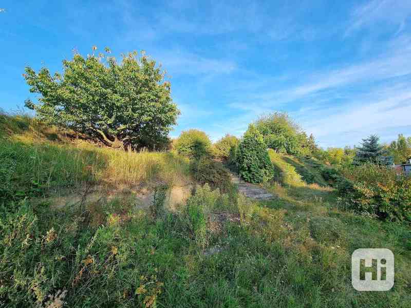 Rodinný dům s velkým pozemkem 1949 m2 v Plzni Újezdě - foto 29