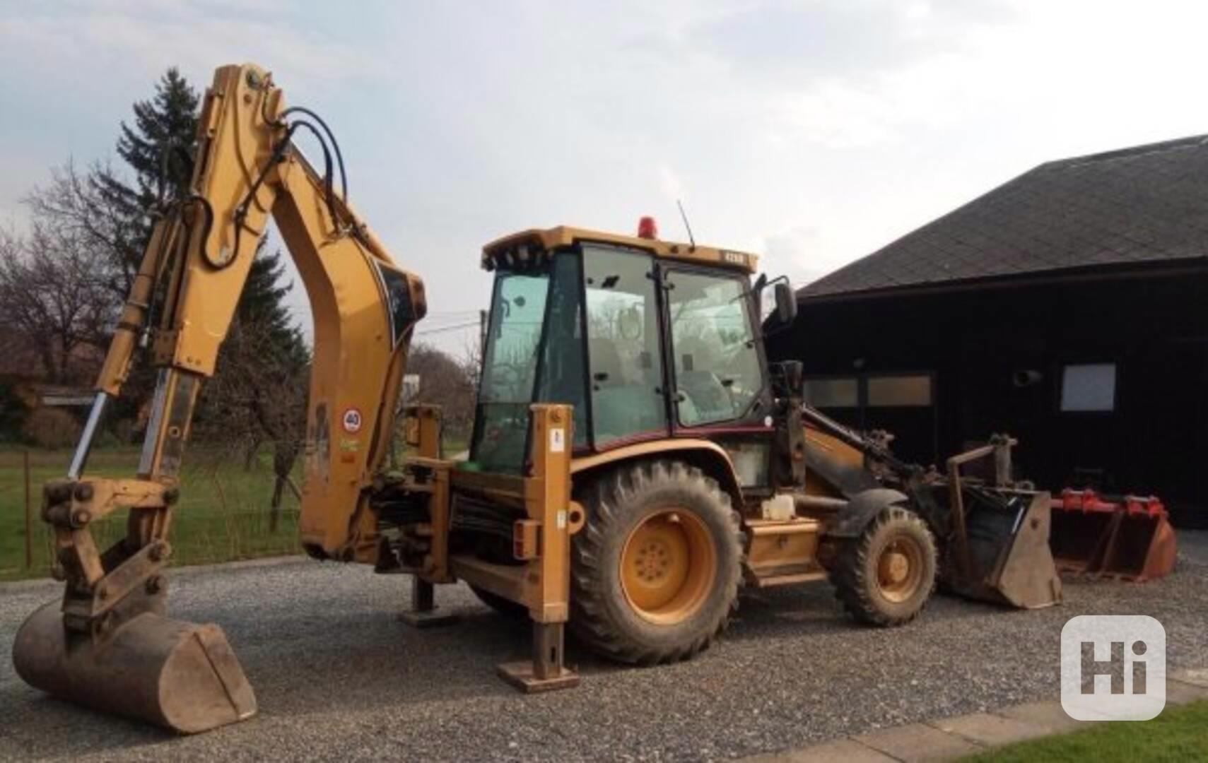 traktorbagr CAT 428D, SPZ, 4lopaty - foto 1