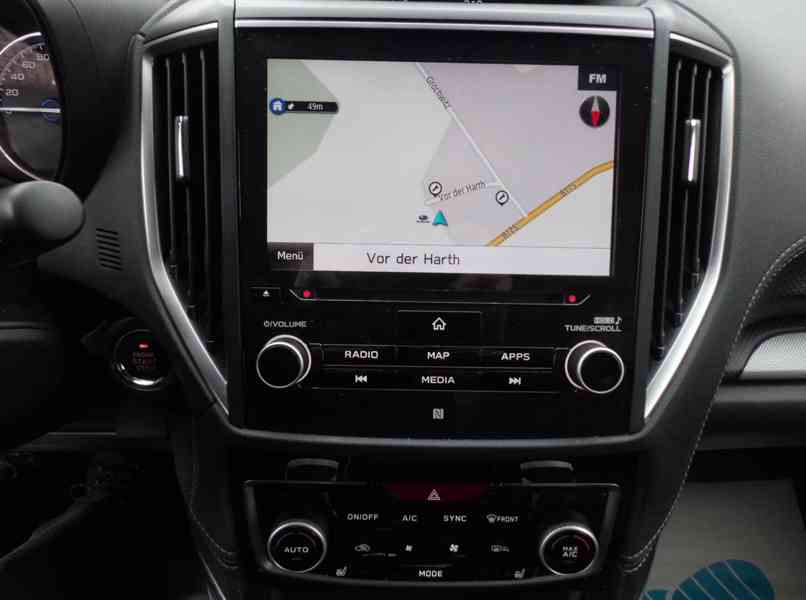 Subaru Forester 2,0i 4x4 Comfort benzín 110kw - foto 14