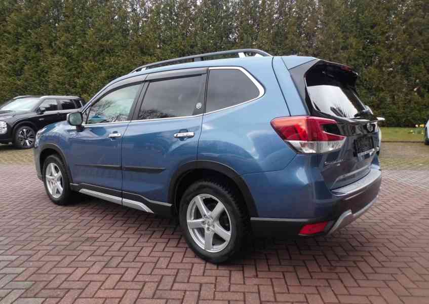 Subaru Forester 2,0i 4x4 Comfort benzín 110kw - foto 6