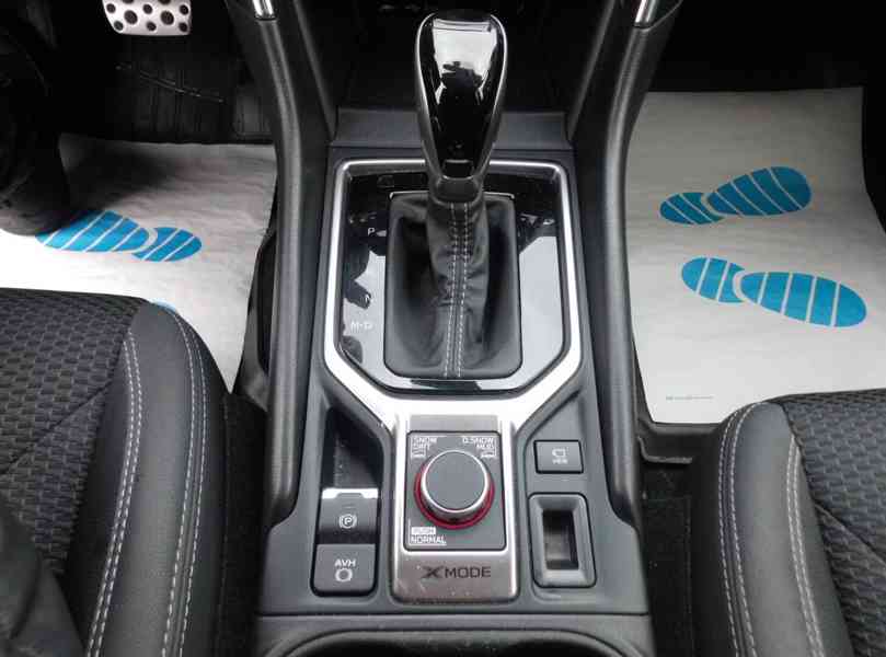 Subaru Forester 2,0i 4x4 Comfort benzín 110kw - foto 13