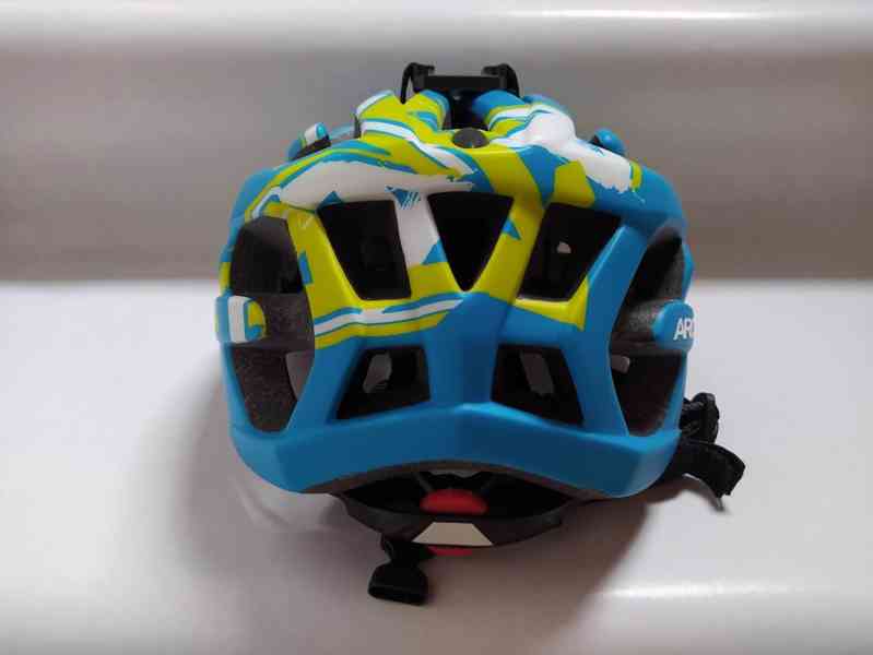 Cyklistická helma - foto 4