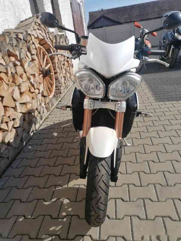 TRIUMPH SPEED TRIPLE 1050 ABS - foto 12