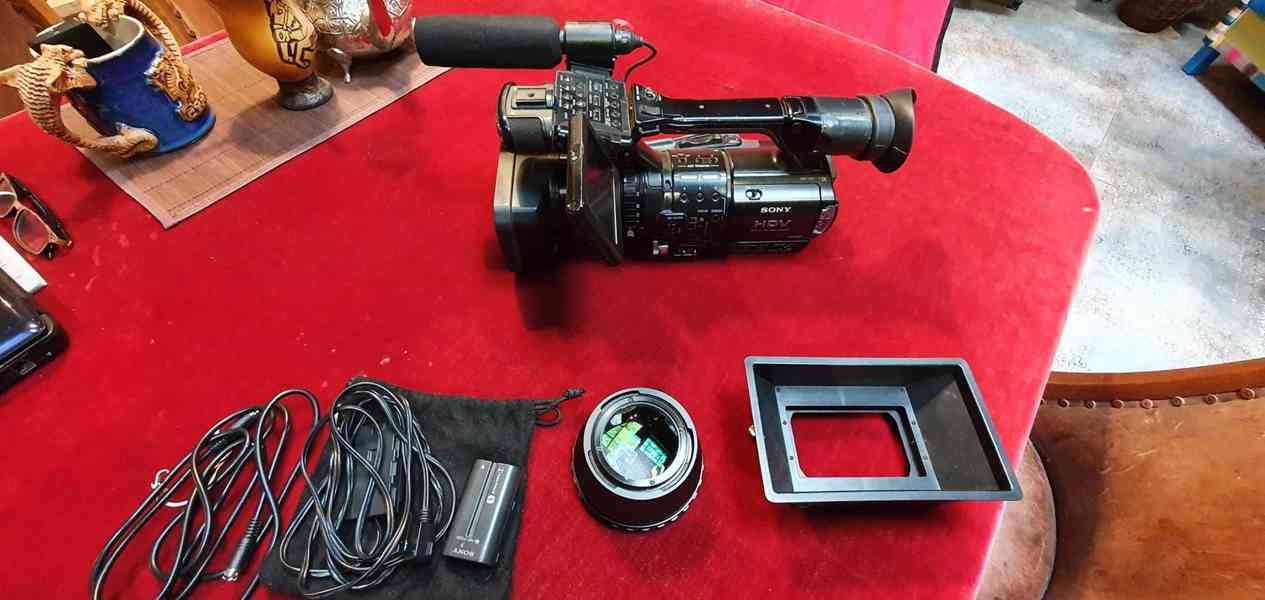 Sony profi - reportážní kamera HVR Z1 