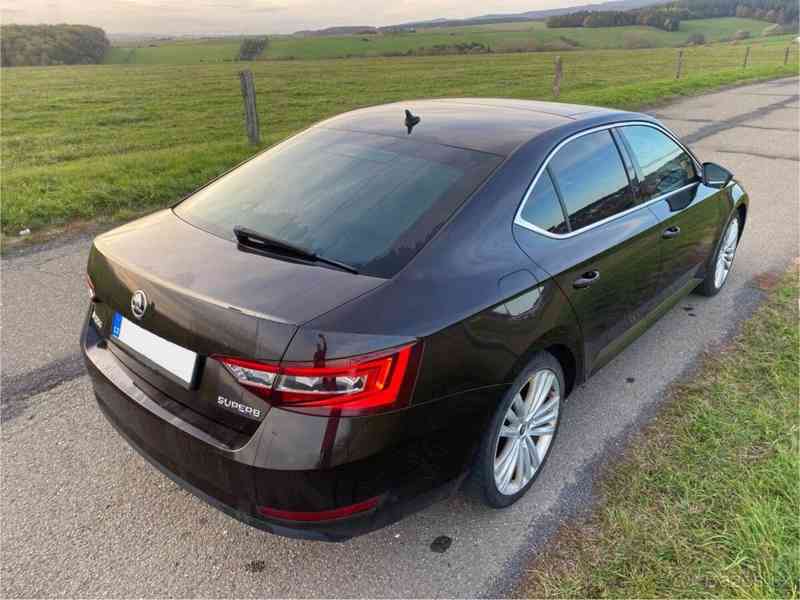 Škoda Superb 2,0   III 2.0 TDi 140kw DSG - foto 11