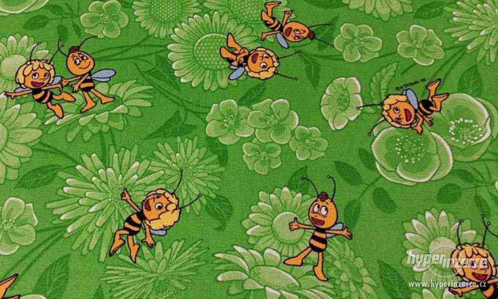 Dětský koberec zelený Včelka Mája nový 4 x 3,5 m - foto 1