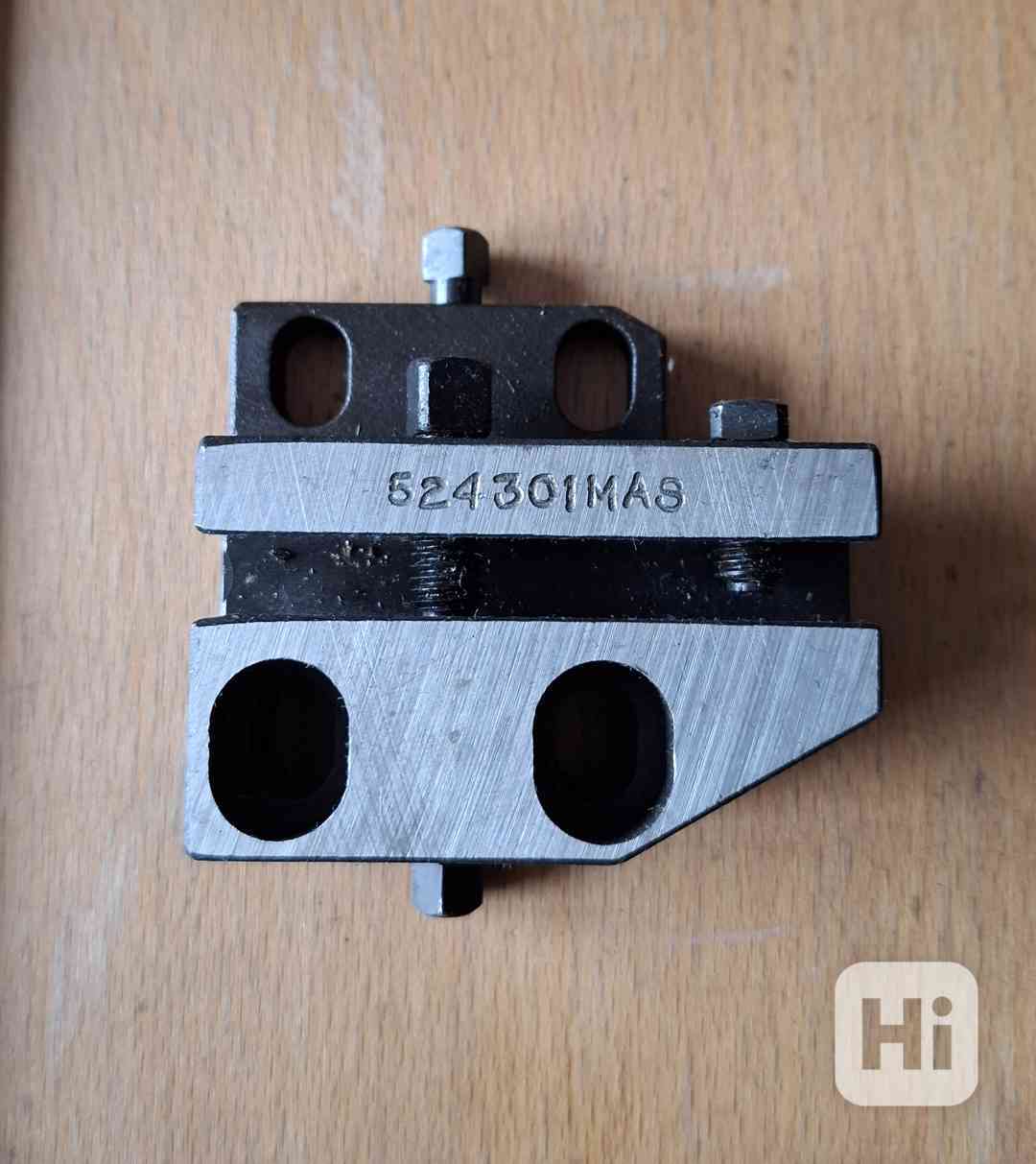 Držák nože 10×10mm - foto 1