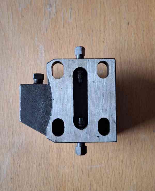 Držák nože 10×10mm - foto 3