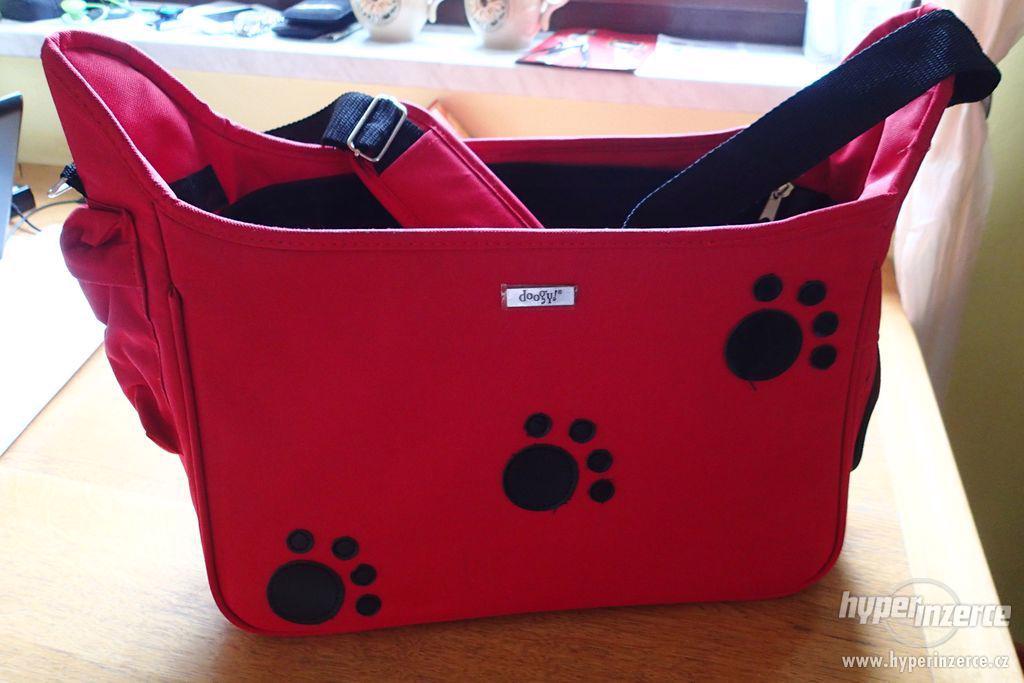 Prodám červenou tašku na psa DOOGGY - foto 1