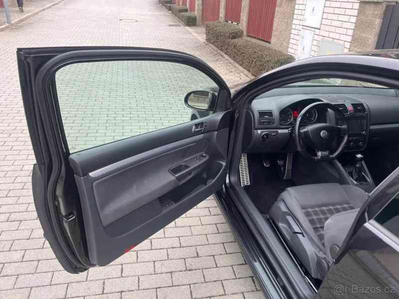 Volkswagen Golf GTI - foto 8