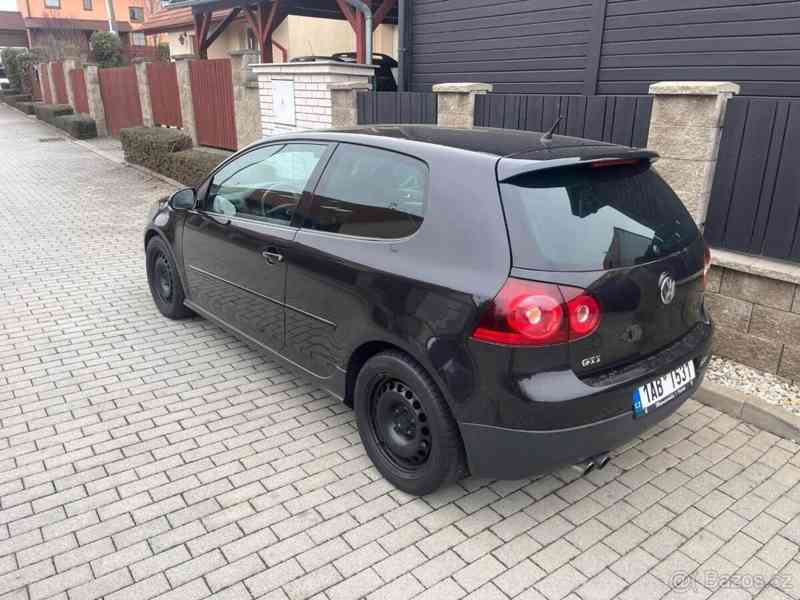Volkswagen Golf GTI - foto 7