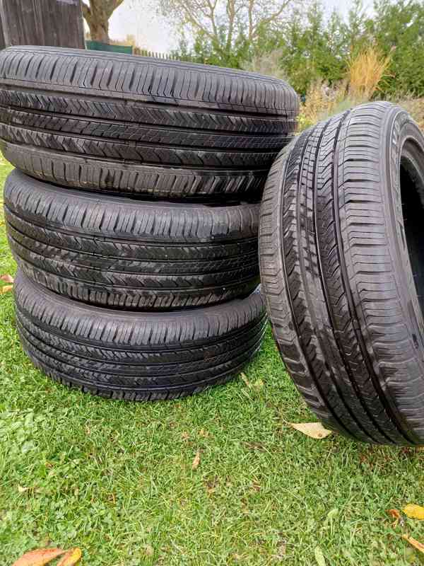 Pneumatiky  215/55 R17 94V - foto 5