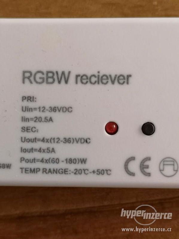 2 x RGBW přijímač + dotykový RGBW ovladač Touch - foto 3