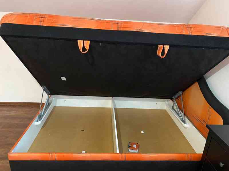 Prodám postel s úložným prostorem - foto 6