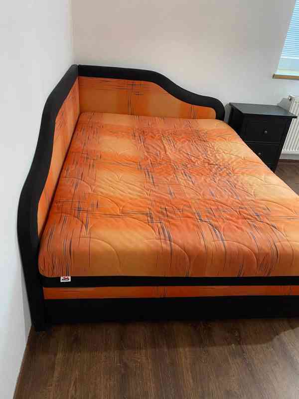 Prodám postel s úložným prostorem - foto 2