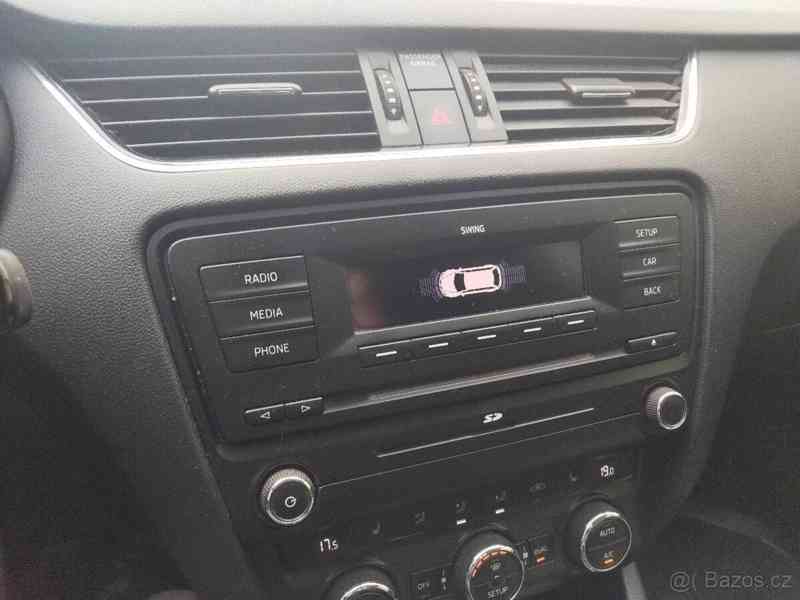 Škoda Octavia 2,0 3 tdi - foto 5