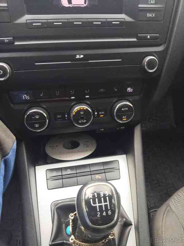 Škoda Octavia 2,0 3 tdi - foto 4
