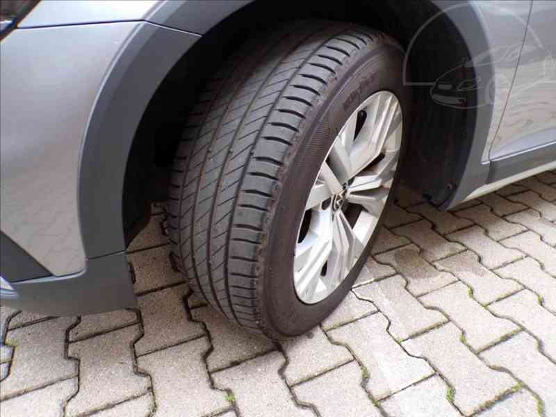 Volkswagen Passat 2,0 TDI 4MOT,DSG,Alltrack-DPH - foto 17