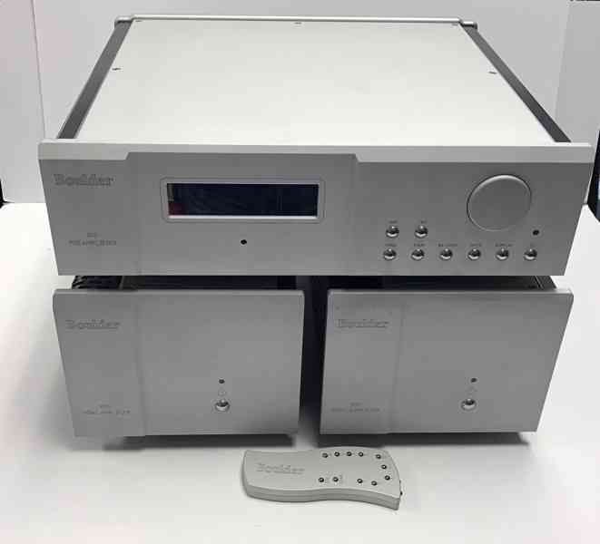 Used Boulder 850 Monoblock power amplifiers for Sale