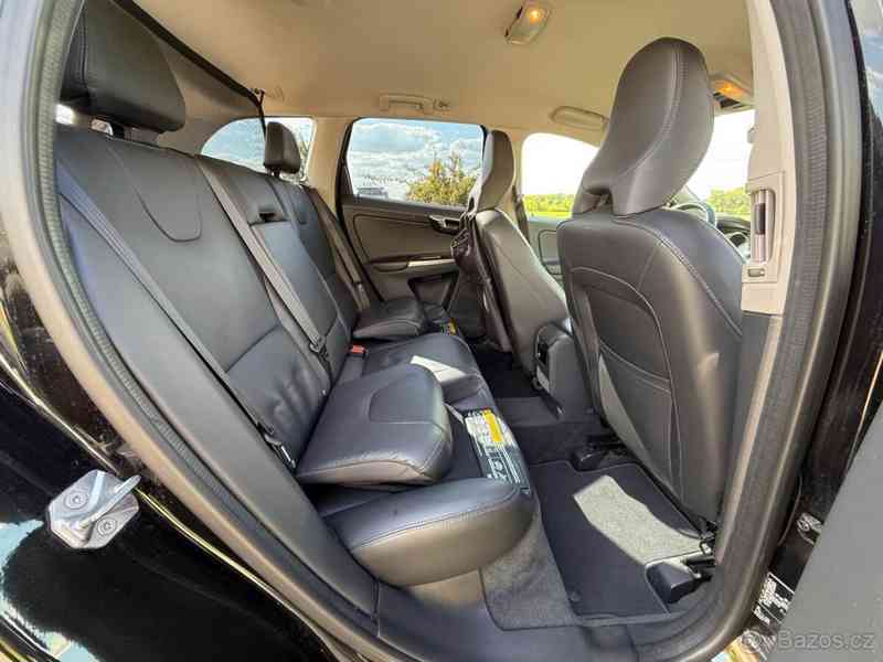 Volvo XC60 2,0 D4 Summum, 2016, 140 kW - foto 9