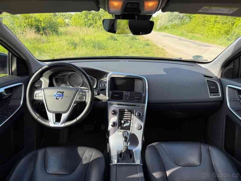 Volvo XC60 2,0 D4 Summum, 2016, 140 kW - foto 17