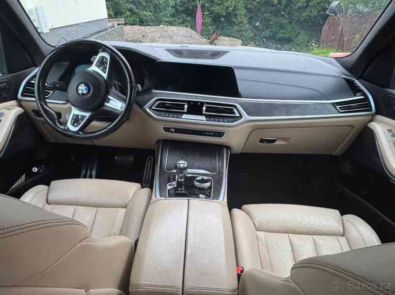 BMW X7 40d Mpaket, 2021, 7míst, pan. - foto 4