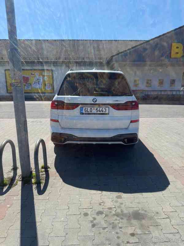 BMW X7 40d Mpaket, 2021, 7míst, pan. - foto 3