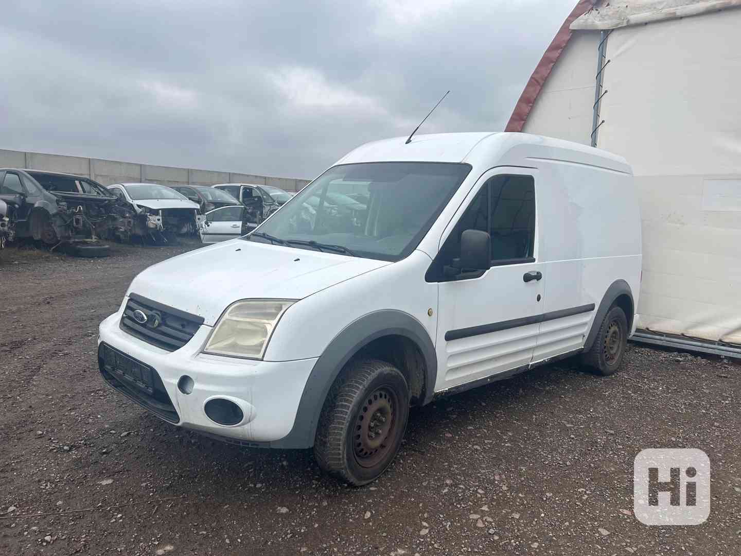 Ford Transit Connect 1,8 DI 66KW R3PA prodám díly - foto 1