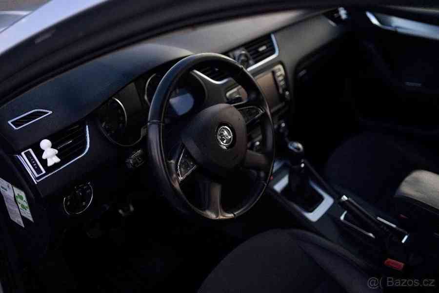 Škoda Octavia 1,6   3 TDI 77kW, kombi - foto 12