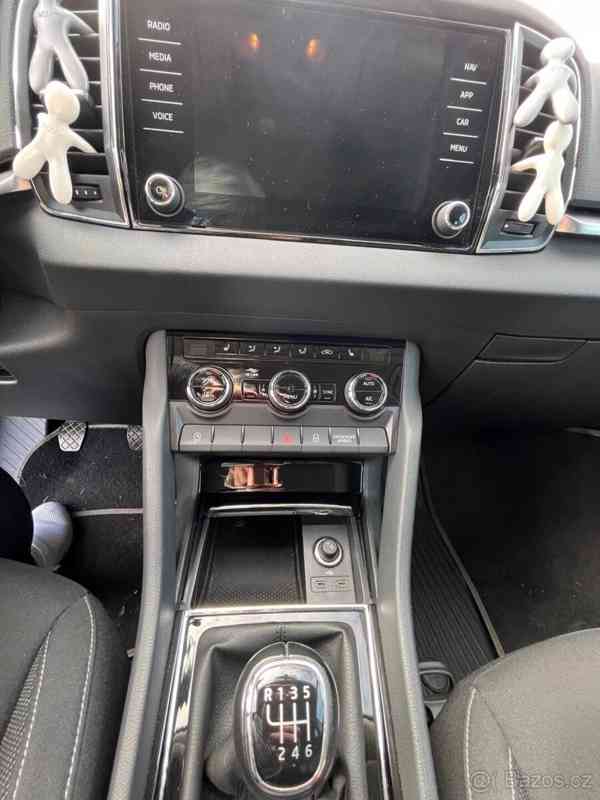 Škoda Karoq 1,5   TSI 2023, najeto 35000 km - foto 3