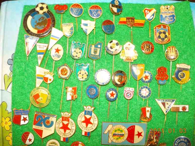 Fotbalové vlaječky a odznaky - foto 10