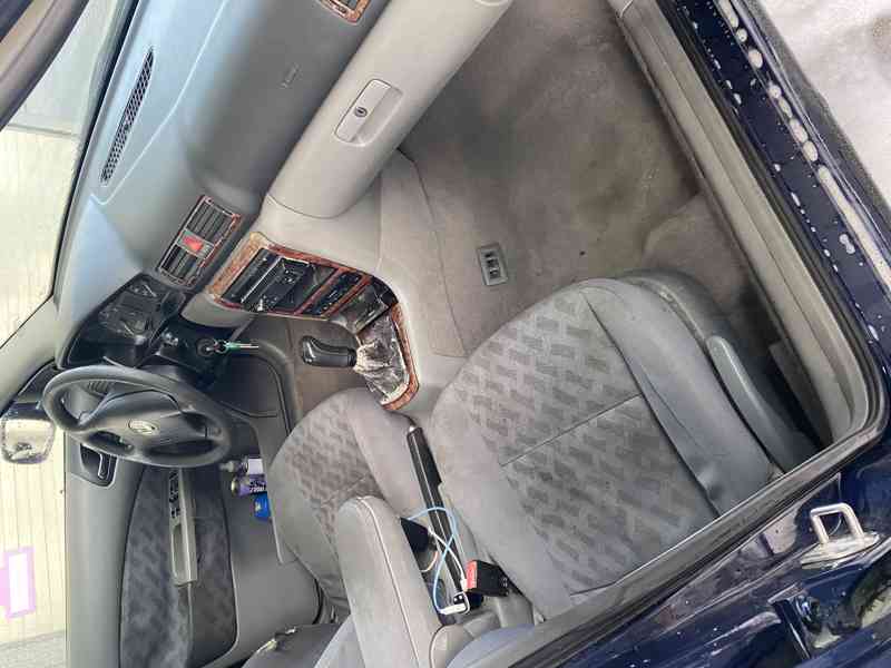 Škoda octavia 1.9 TDi 81 kw r.v. 1999  - foto 5