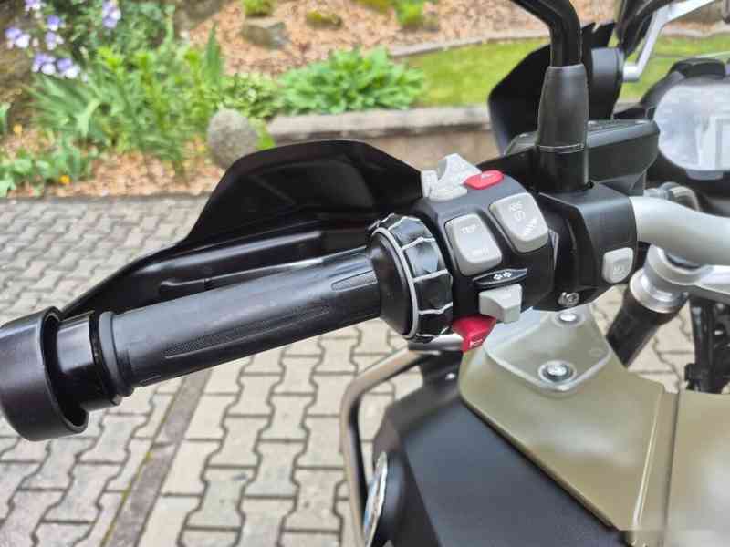 BMW R 1200 GS LC - ABS, ASC, DYNAMIC ESA, VYHŘÍVANÉ RUKOJETI - foto 8