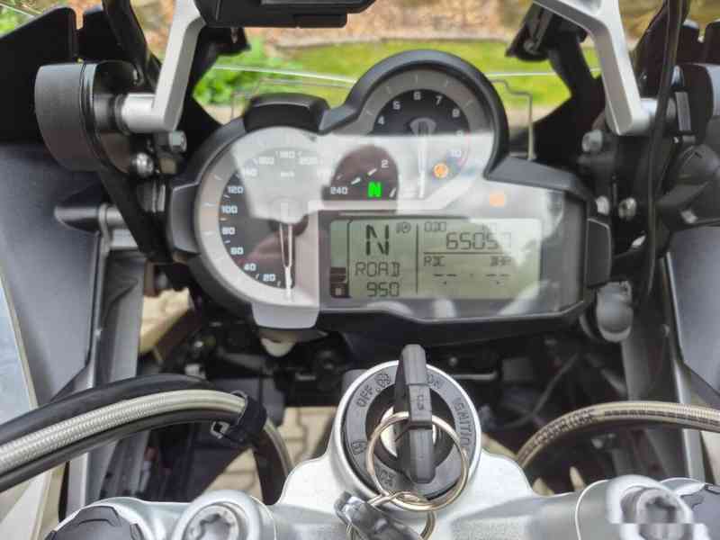 BMW R 1200 GS LC - ABS, ASC, DYNAMIC ESA, VYHŘÍVANÉ RUKOJETI - foto 10