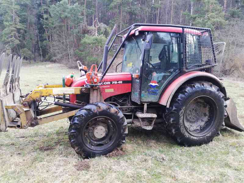 Traktor kolový Zetor 7341 Super Turbo s předním rampovačem