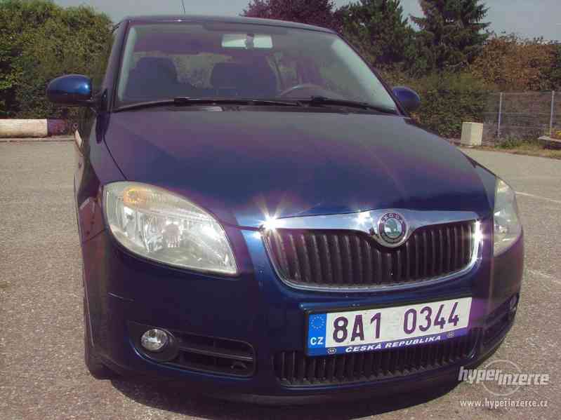 Škoda Fabia 1.2i r.v.2007 (serviska) Koupeno v ČR